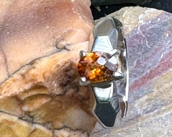 Sterling Silver Spessartine Garnet Ring: Geometric Band, Size 6