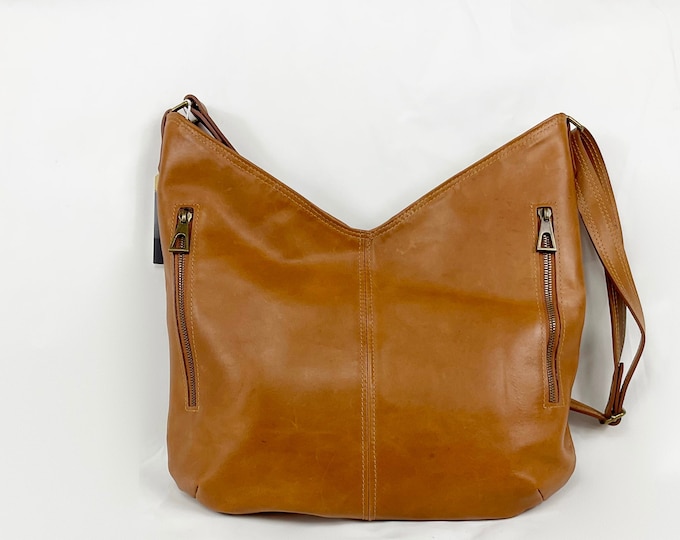 Handmade in Canada, tan full grain leather, shoulder or crossbody hobo bag for women.