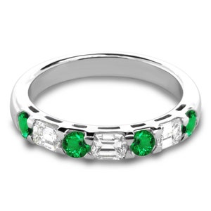 1.00 ctw Emerald Cut Diamond & Round Cut Emerald Wedding Ring in White Gold or Platinum. LR9117-EM