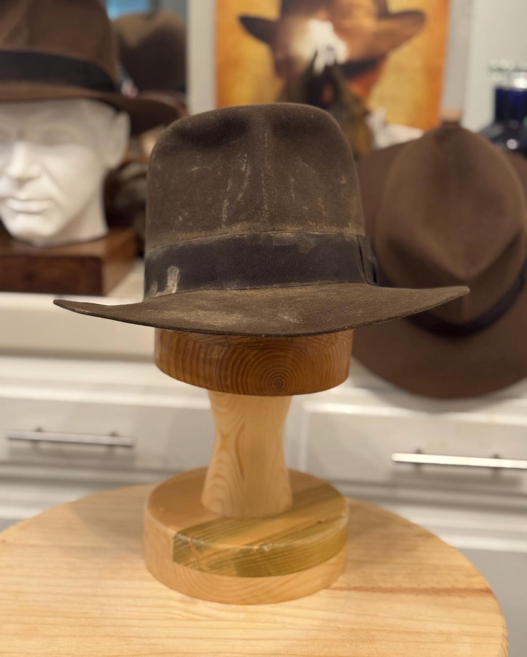 INDIANA JONES Fedora Rabbit Fur Felt Hat - F&G CUSTOMS  display picture 2
