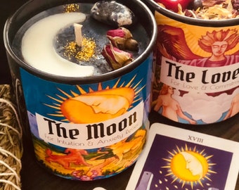 Tarot Candle / THE MOON / Moon Candle / Tarot Card / Crystal Tarot Candle / Sodalite / Moon Energy