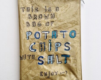 100g Brown Paper Chip Bag from Denmark. Fully fabric lined and covered in a hard wearing PVC.