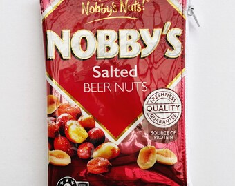 375g Salted Beer Nuts Bag.  Our zippered bags are fabric lined and covered in a durable and hard wearing PVC.