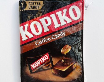 Coffee Candy Bag from Indonesia. Our zippered bags are fabric lined and covered in PVC.