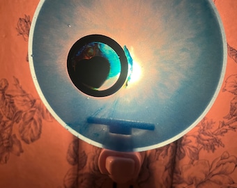 Luz nocturna de esfera azul