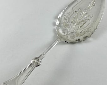 Victorian Persian Pie Server Bright Cut Blade 1847 Rogers Silverplate Ornate Dessert Serving