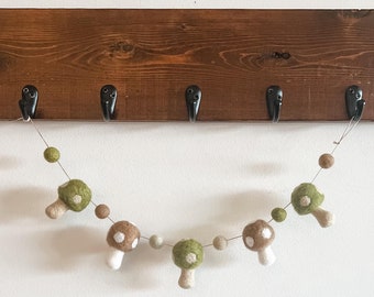 Hand Felted Mushroom Garland – Cottage Core Decor, 7ft