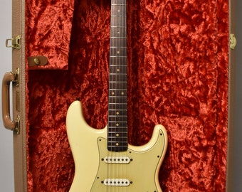 1962 Fender Stratoaster Olympia Weiß Refin Pre-CBS w/HSC