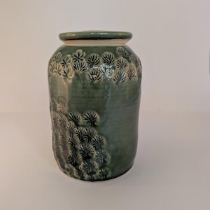 Urn 54kg or 119  pounds pre-cremation | Handmade Ceramic Urns | Pottery Urn for Human / Pet Ashes | Bulyee