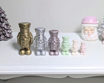 Miniature dollhouse nutcracker, mini nutcracker, tiny nutcracker, dollhouse miniature.
