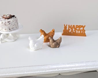 Miniature set of 3 chickens in 1:12 scale, miniature hens, dollhouse miniature hen, mini chicken, miniature hen, dollhouse miniature.