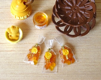 Miniatura de bolsita de caramelos de miel a escala 1:12, caramelos de miel en miniatura, miniatura para casa de muñecas, caramelos para casa de muñecas, mini caramelos, escala 1:12