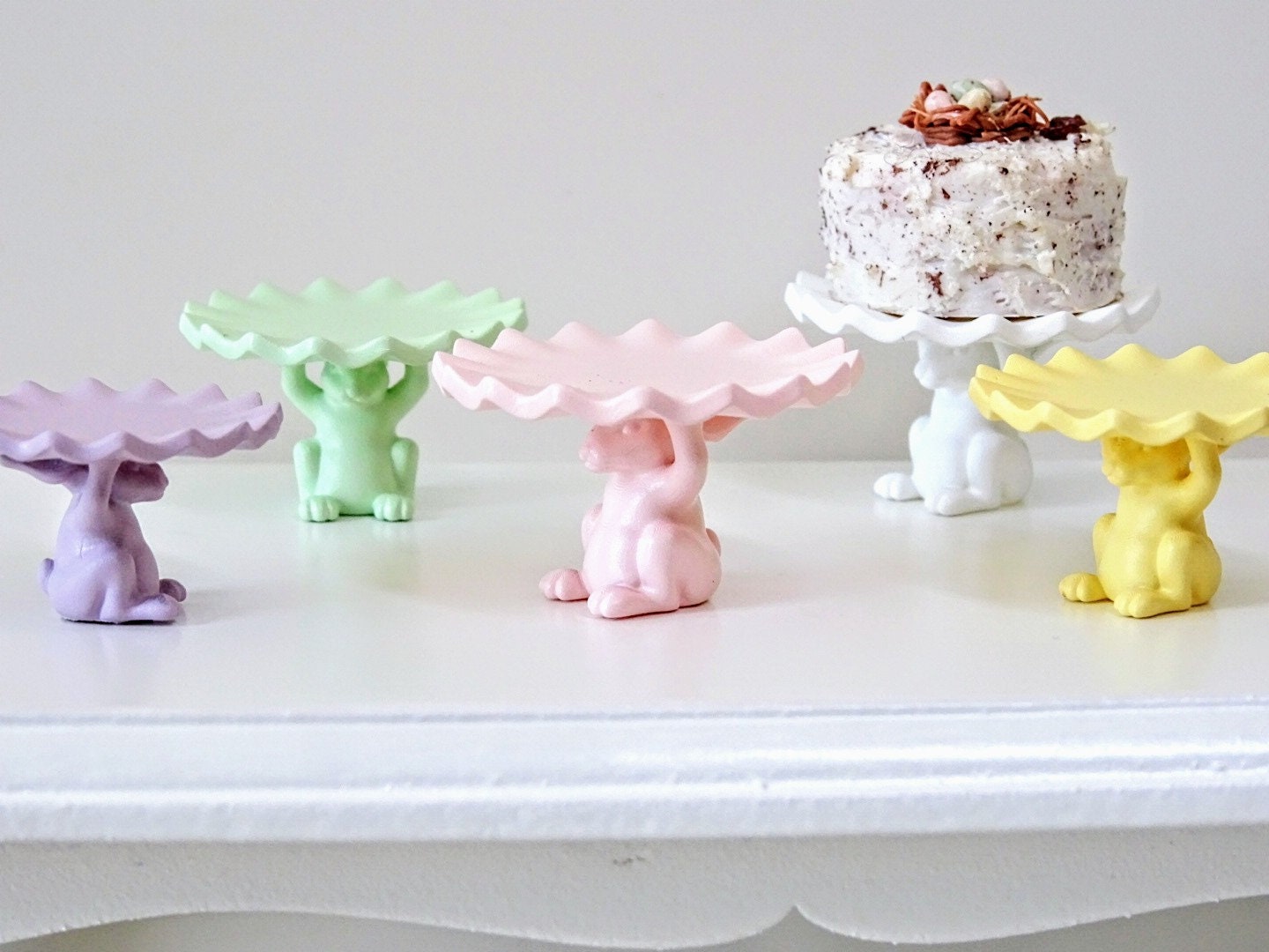 Miniature Bunny Cake Stand in 1:12 Scale, Miniature Easter Cake 