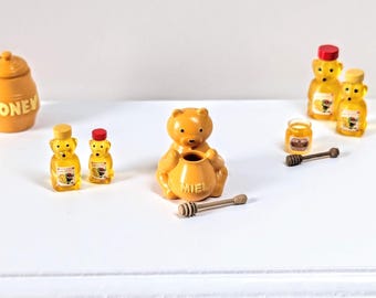 Dollhouse miniature honey bear jar, 1:12 scale, miniature honey bear, dollhouse miniature, 12th scale