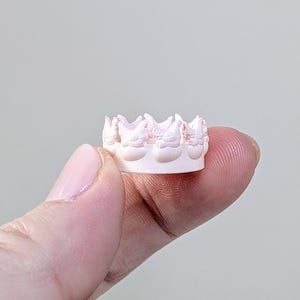 Miniature chicken bowl, miniature chicken egg bowl, 1:12 scale, miniature Easter bowl, miniature hen bowl, dollhouse miniature, 12th