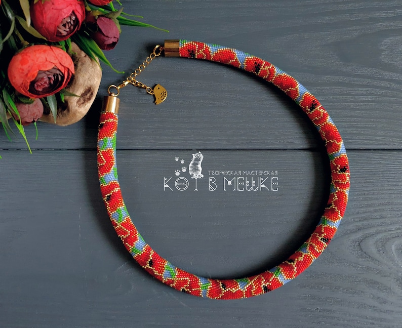 Bright necklace Poppy