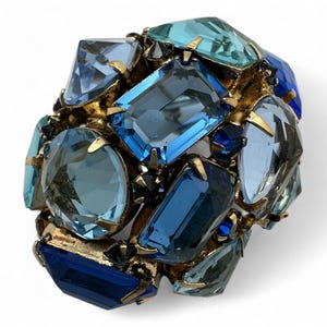 High Dome Vintage Schreiner Brooch
