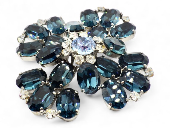 Schreiner brooch and - Gem