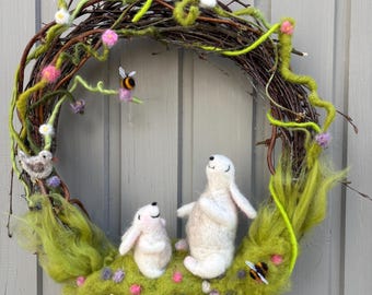 Kranz mit Filzhasen , Hasen Mama mit Kind, Filzkranz aus Naturmaterialien,Geschenk für Mama, Lehrkräfte