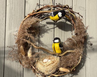 Frühlingskranz, Kranz mit Vögel und Nest, Osterdeko, Türschmuck für Frühlingszeit