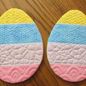 Montaña rusa de huevos de Pascua / alfombra de taza / soporte para regalo