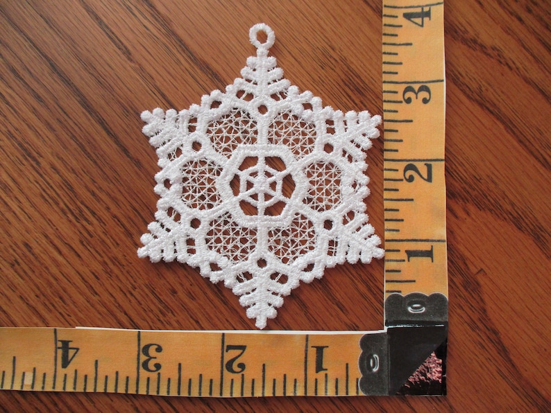 Lace Ornament Machine Embroidered set of 4 AP463A-004