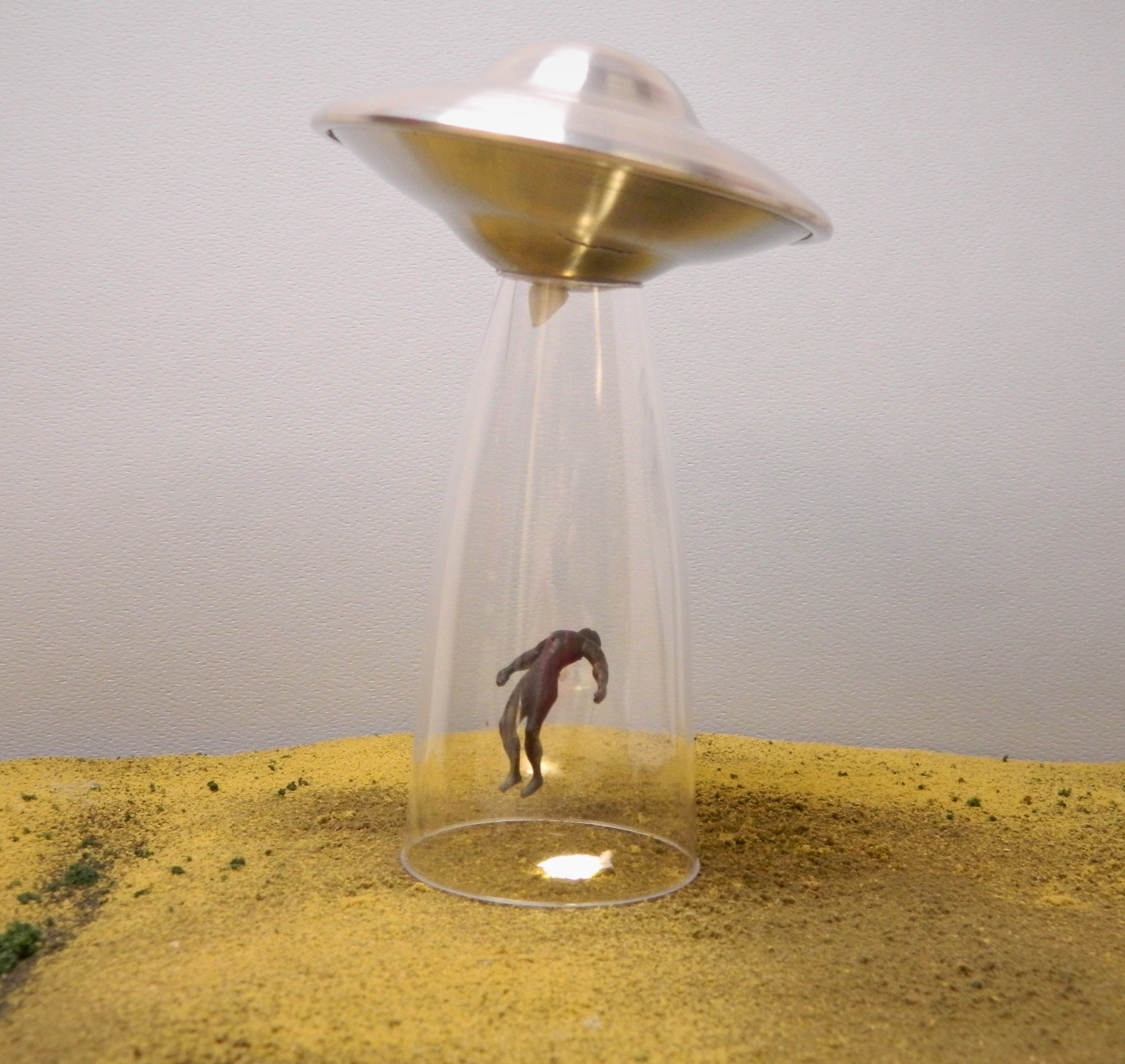 Aluminum UFO Alien Abduction Kit With 3 1/4” UFO - Etsy