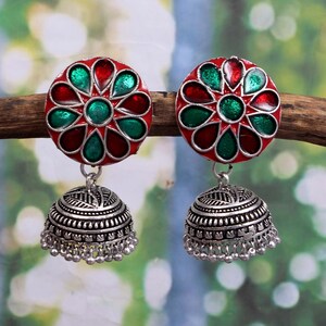 Oxidierte versilberte handgemachte Meena Ohrstecker mehrfarbige Jhumka Jhumki indische Ohrringe Schmuck für Frauen, kostenloser Versand weltweit