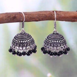 Bollywood oxidierte versilberte Haken-Tropfen-schwarze Perlen Jhumka Jhumki indische Ohrringe Schmuckfrauen