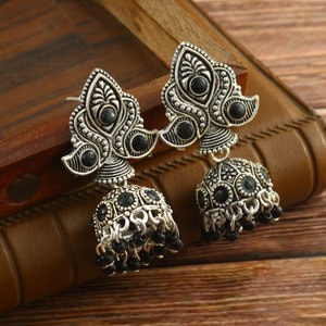 Bollywood Oxidized Silver Plated Handmade Jhumka Jhumki Ethnische Ohrringe Schmuck für Frauen und Mädchen Beste Geschenk für sie Schwarz