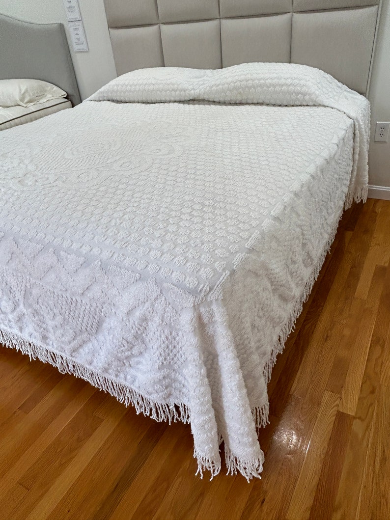 Vintage White Cotton Chenille King Bedspread Etsy