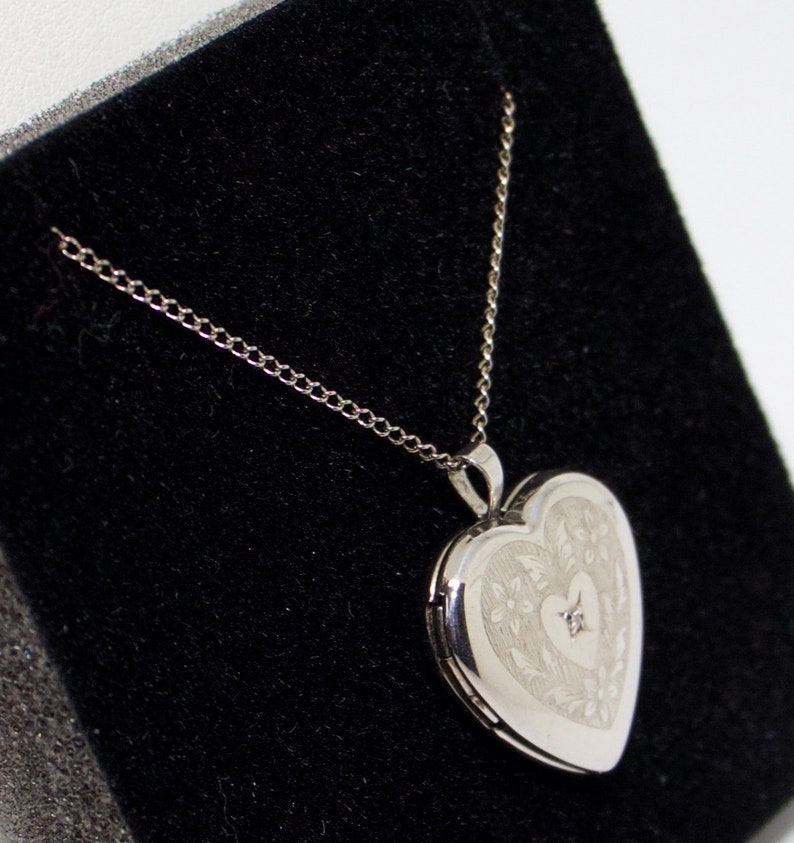Sterling Silver Natural Diamond Heart Locket Pendant Chain Necklace