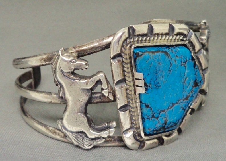 dark horse navajo jewelry