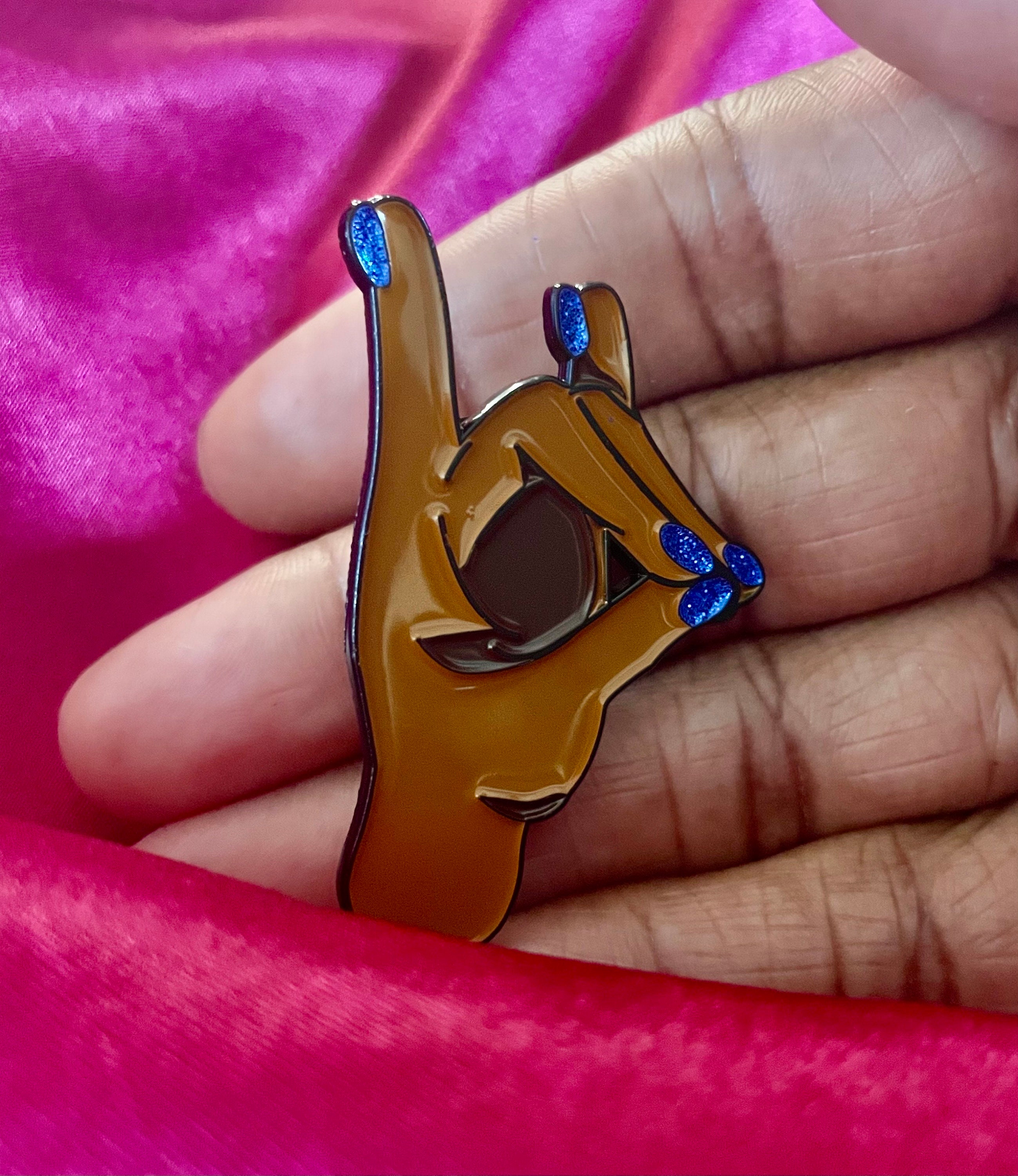 Zeta Phi Beta Sorority Lapel Pin: Kitty Hand Sign With Glitter
