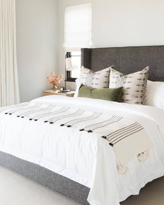 Beautiful Moroccan Pom Pom Blanket Moroccan Throw Blanket Etsy