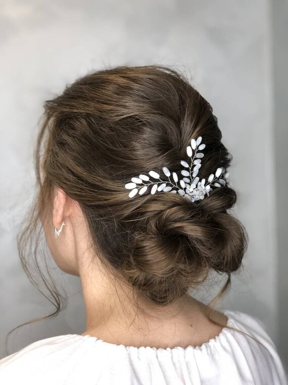 White Lavender Vines And Daisy Blossom On Classic Bridal Hair Etsy
