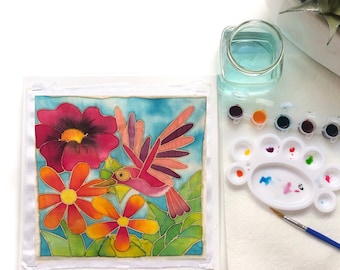 DIY Batik Hummingbird Fabric Painting Kit - 8x8 Inch Pre Drawn Wax Design, Paint, Brush and Palette