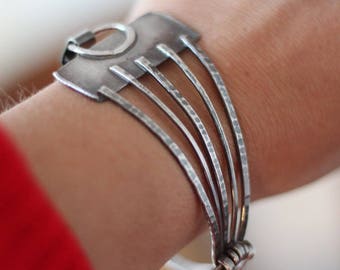 Industrielles Silberarmband, Unikat, Drahtarmband, rohes Armband