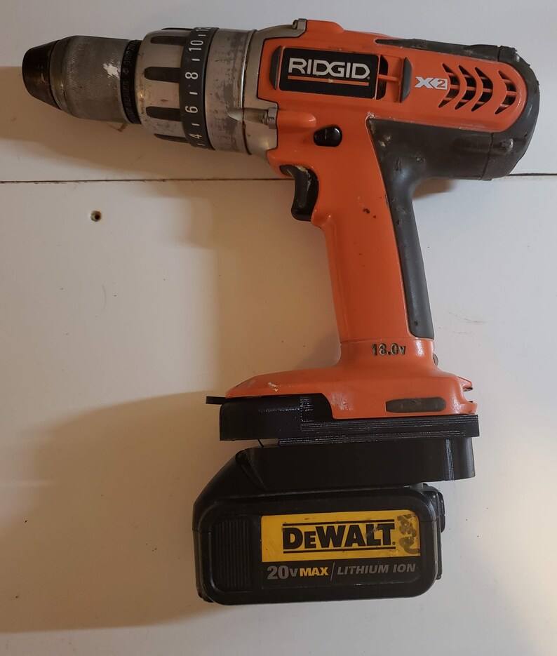 Ridgid 18v tools to Dewalt battery adapter image 2