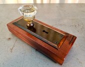 Doorknob Square 1