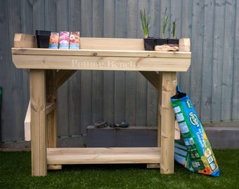 Mesa de madera resistente para macetas, secuoya sueca, grabado gratuito