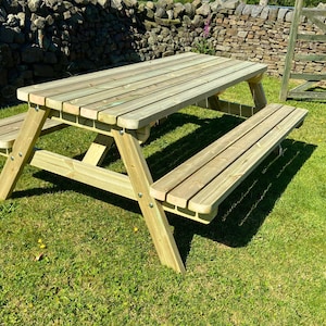 Wooden Picnic Table/Bench, Heavy Duty Pub Bench, Picnic table & Bench Set
