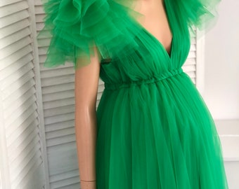 seraphina dress green sale THE SERAFINA MAXI DRESS IN GREEN Large