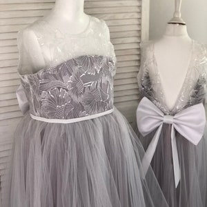 Gray Flower Girl Dress V-neckline Back Bow First Birthday Dress Gray Ivory Tutu Dress Wedding party Bridesmaid Blue Tulle Lace Girl Dress