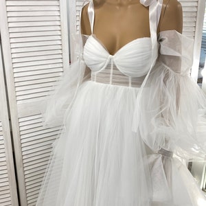 Boho Wedding Dress from Tulle Long Sleeves Off Shoulders long train Wedding Maternity Gown Off White Wedding Gown Dress for photo shoot Prom