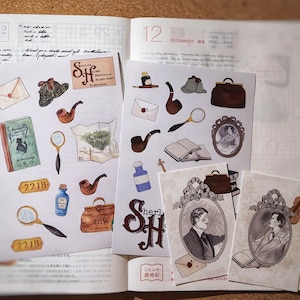 Pacchetto diario di Sherlock Holmes. Due fogli A6 di adesivi originali a tema vittoriano Sherlock Holmes e carte di giornale Holmes & Watson.