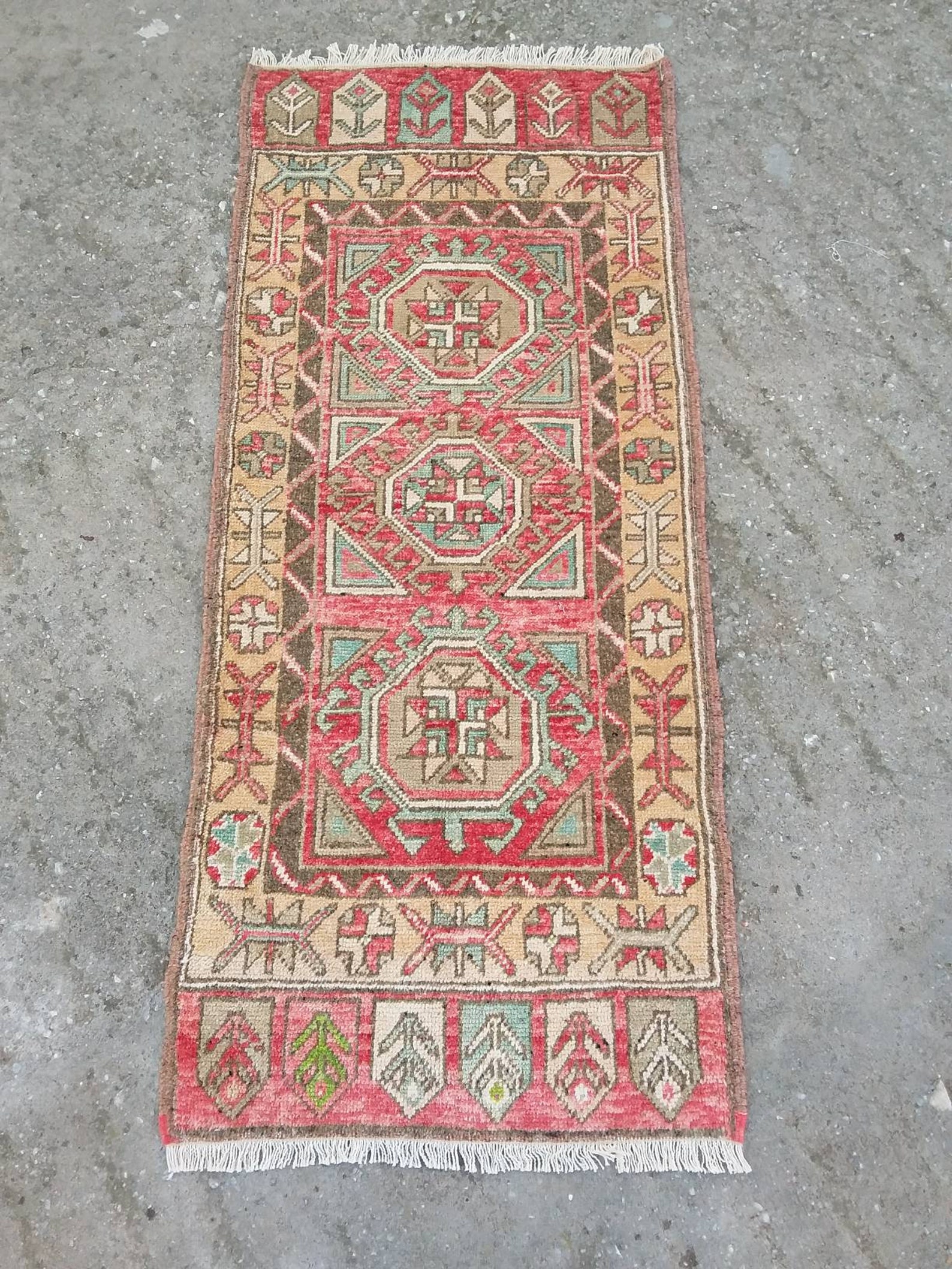 Small Vintage Bathroom Rug Small Turkish Rug FREE SHIPPING Etsy