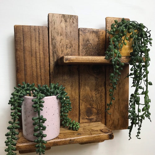 Étagère à palettes, étagères en bois, bois rustique, bois de récupération, étagère de présentation, recyclé