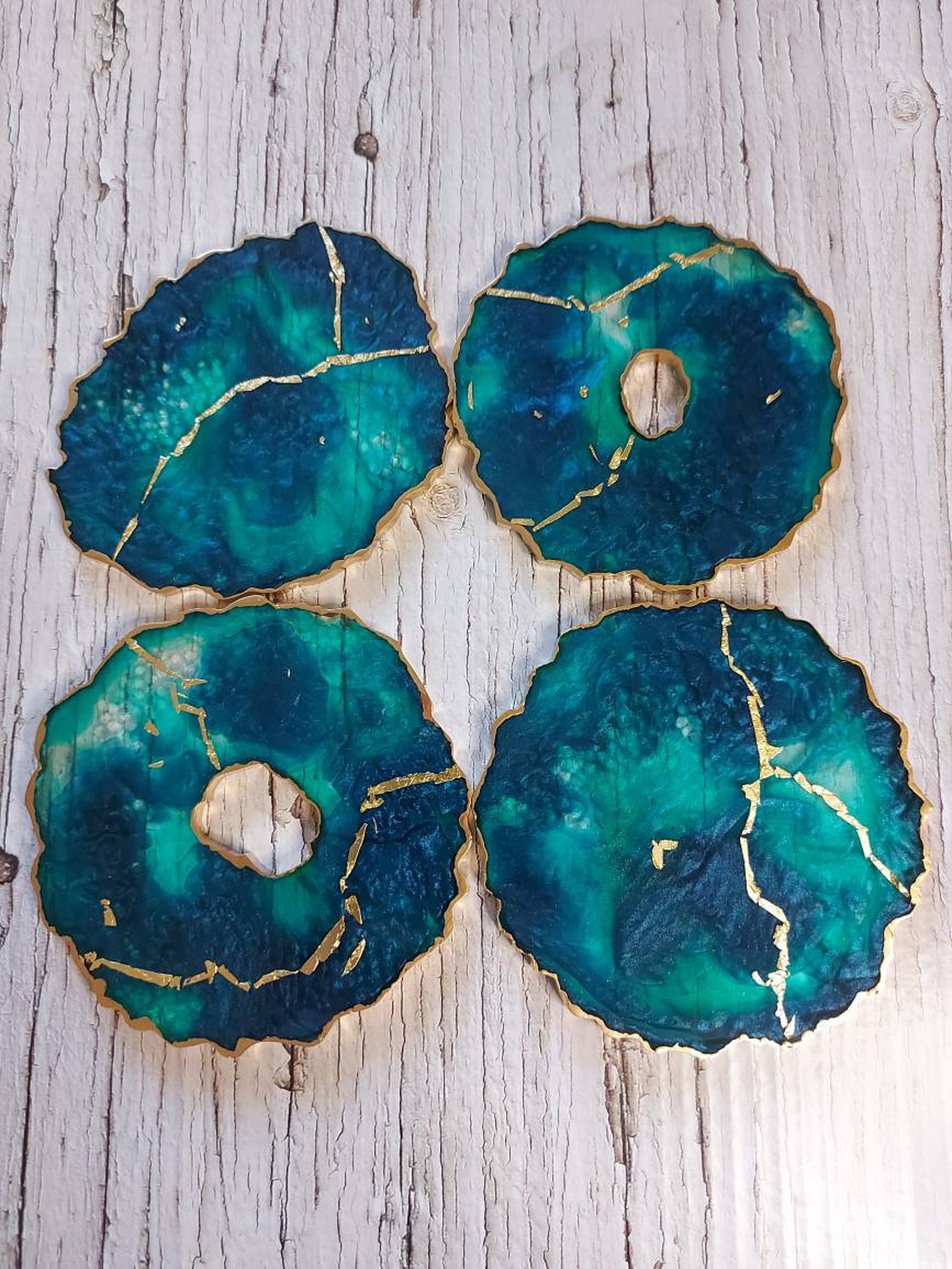 Resin Geode Slice Coasters Epoxy Resin Set of 4 Emerald Etsy