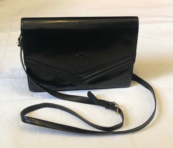 ysl heart clutch